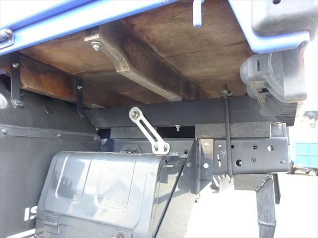 いすゞ エルフ 小型 平ボディ TRG-NKR85A(99197) 6枚目