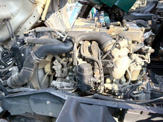 いすゞ フォワード 増トン 平ボディ（クレーン付） LPG-FTR90T2(99196) 28枚目