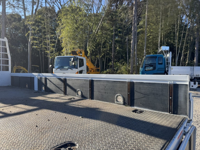 いすゞ フォワード 中型 平ボディ（クレーン付） TKG-FRR90S2(99201) 9枚目