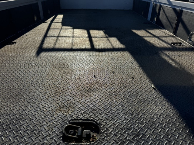 いすゞ フォワード 中型 平ボディ（クレーン付） TKG-FRR90S2(99201) 10枚目