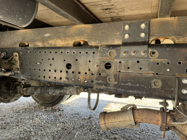 いすゞ フォワード 中型 平ボディ（クレーン付） TKG-FRR90S2(99201) 21枚目