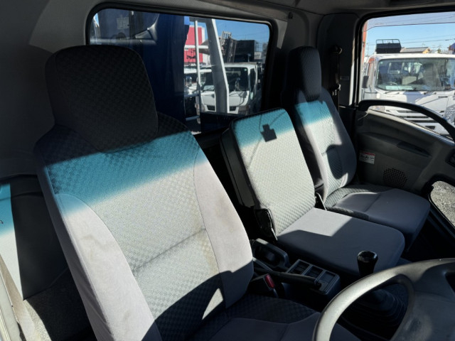 いすゞ フォワード 中型 平ボディ（クレーン付） TKG-FRR90S2(99201) 27枚目