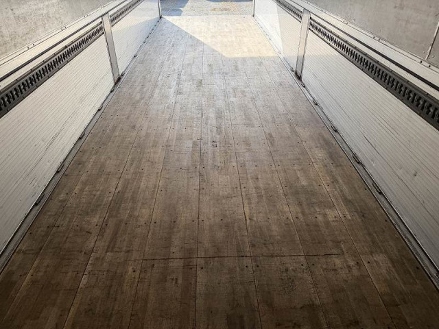 日野 プロフィア 大型 ウィング QPG-FW1EXEG(99203) 12枚目