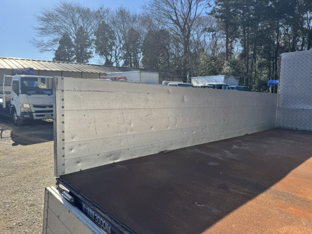 三菱ふそう キャンター 小型 平ボディ（クレーン付） TKG-FEB80(99204) 8枚目