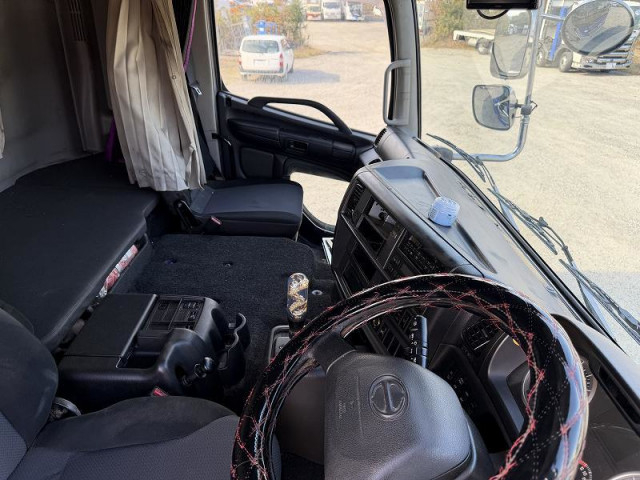 日野 プロフィア 大型 ウィング QPG-FW1EXEG(99203) 31枚目