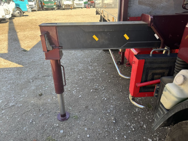 三菱ふそう キャンター 小型 平ボディ（クレーン付） TKG-FEB80(99204) 16枚目