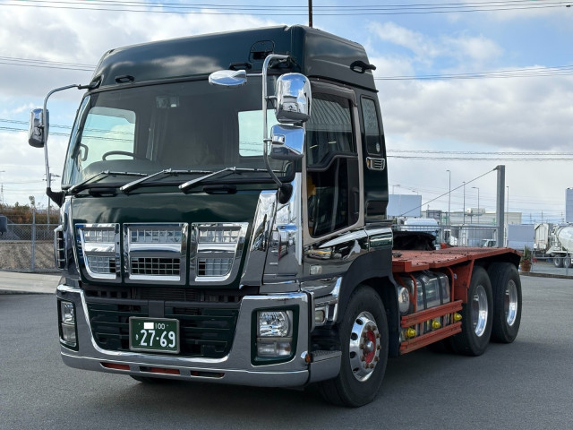 いすゞ ギガ 大型 トラクタ QDG-EXZ52AJ(99205) 1枚目