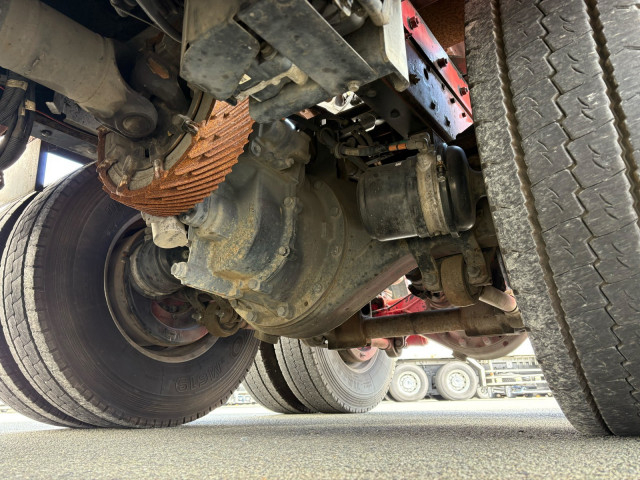 いすゞ ギガ 大型 トラクタ QDG-EXZ52AJ(99205) 11枚目