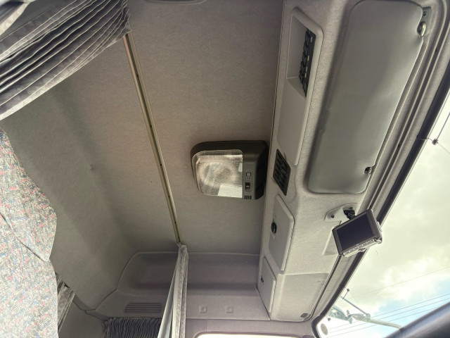 いすゞ ギガ 大型 トラクタ QDG-EXZ52AJ(99205) 25枚目