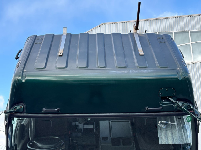 いすゞ ギガ 大型 トラクタ QDG-EXZ52AJ(99205) 30枚目