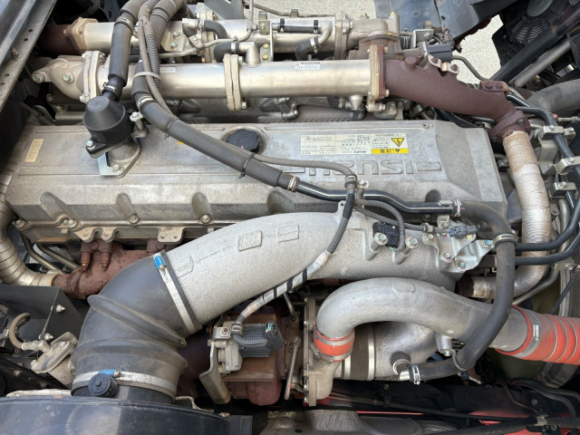 いすゞ ギガ 大型 トラクタ QDG-EXZ52AJ(99205) 31枚目