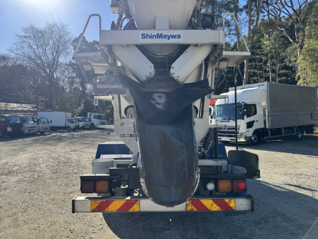 三菱ふそう ファイター 増トン ミキサー車 QKG-FK72FZ(99209) 9枚目