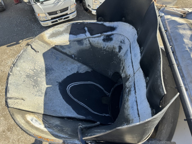 三菱ふそう ファイター 増トン ミキサー車 QKG-FK72FZ(99209) 12枚目