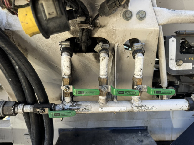 三菱ふそう ファイター 増トン ミキサー車 QKG-FK72FZ(99209) 16枚目