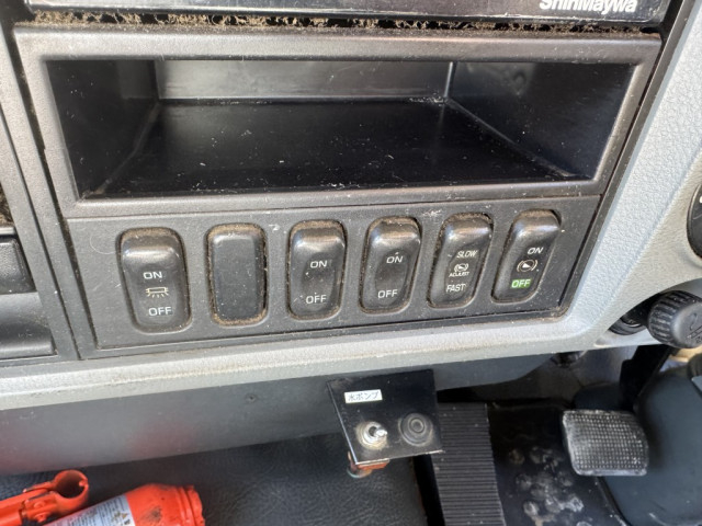 三菱ふそう ファイター 増トン ミキサー車 QKG-FK72FZ(99209) 34枚目