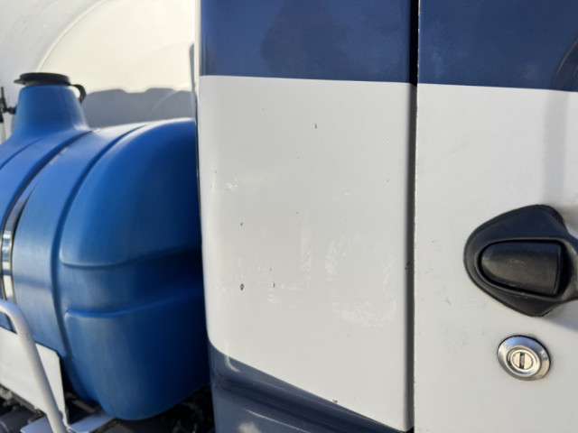 三菱ふそう ファイター 増トン ミキサー車 QKG-FK72FZ(99209) 46枚目