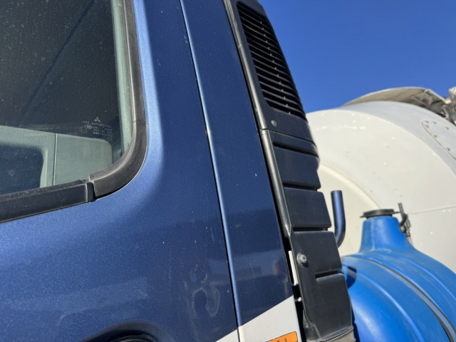 三菱ふそう ファイター 増トン ミキサー車 QKG-FK72FZ(99209) 49枚目