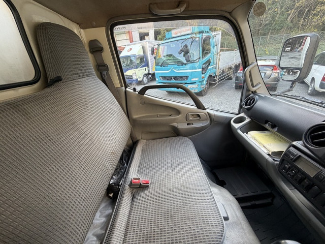 日野 デュトロ 小型 冷蔵冷凍バン TKG-XZC600M(99210) 33枚目