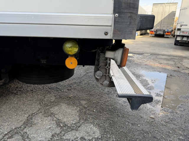 日野 デュトロ 小型 冷蔵冷凍バン TKG-XZC600M(99210) 35枚目