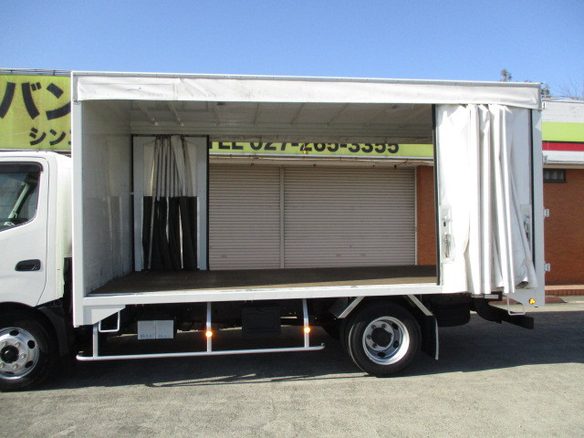 日野 デュトロ 小型 バン TKG-XZU710M(99214) 5枚目