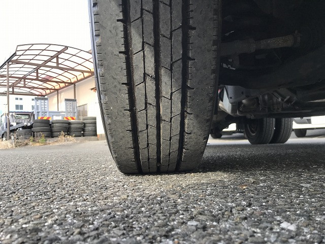 いすゞ エルフ 小型 平ボディ TRG-NJR85A(99217) 37枚目