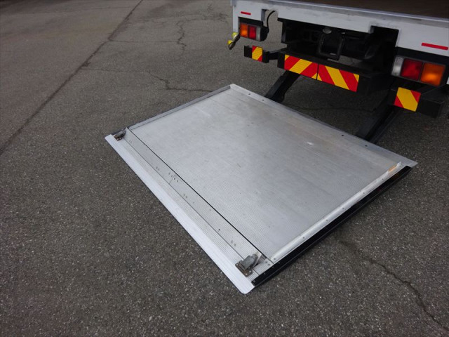 三菱ふそう ファイター 中型 ウィング TKG-FK71F(99218) 17枚目