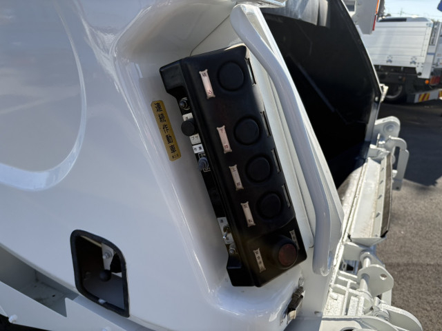 三菱ふそう キャンター 小型 塵芥車（プレス式） TKG-FEB90(99222) 17枚目