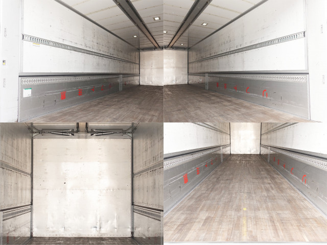 UDトラックス（日産） クオン 大型 ウィング QKG-DC5ZA(99228) 17枚目