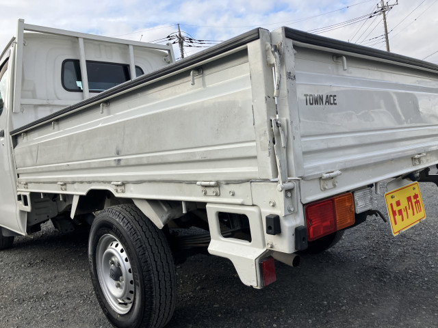 トヨタ タウンエース 小型 平ボディ DBF-S402U(99229) 17枚目
