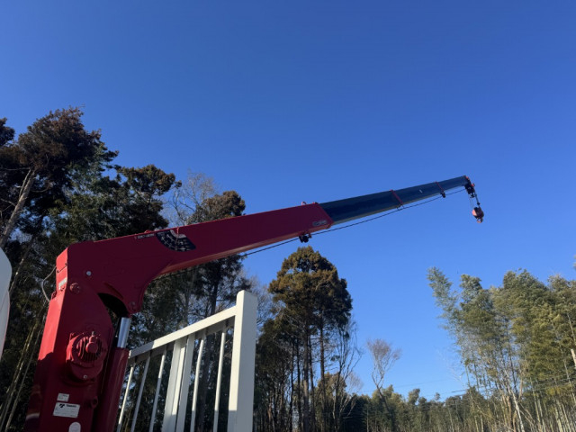 いすゞ フォワード 中型 平ボディ（クレーン付） TKG-FRR90S1(99231) 15枚目