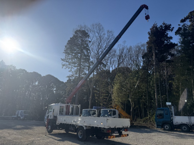 いすゞ フォワード 中型 平ボディ（クレーン付） TKG-FRR90S1(99231) 16枚目