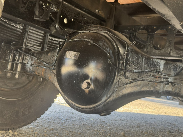 いすゞ フォワード 中型 平ボディ（クレーン付） TKG-FRR90S1(99231) 28枚目