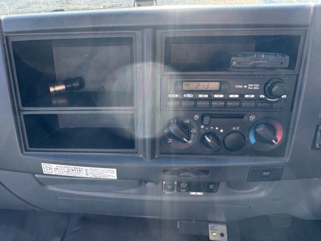 いすゞ フォワード 中型 平ボディ（クレーン付） TKG-FRR90S1(99231) 32枚目