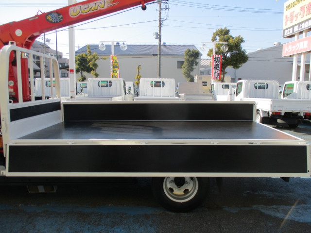 トヨタ ダイナ 小型 平ボディ（クレーン付） TKG-XZU650(99232) 13枚目