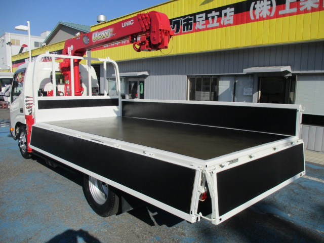 トヨタ ダイナ 小型 平ボディ（クレーン付） TKG-XZU650(99232) 16枚目