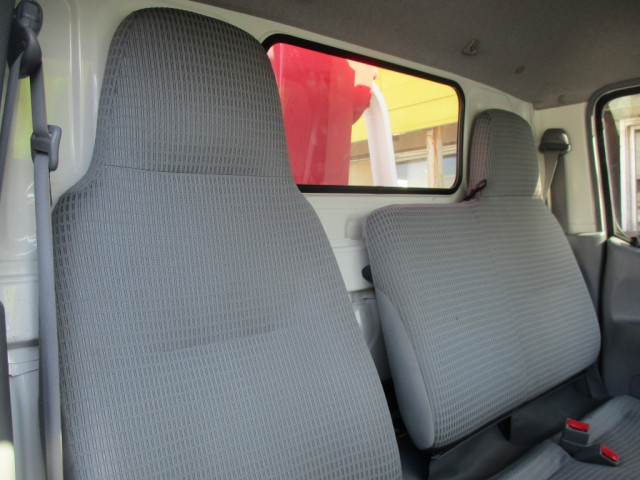 トヨタ ダイナ 小型 平ボディ（クレーン付） TKG-XZU650(99232) 35枚目