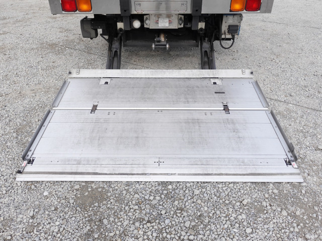 UDトラックス（日産） コンドル 中型 冷蔵冷凍バン TKG-MK38L(99240) 16枚目