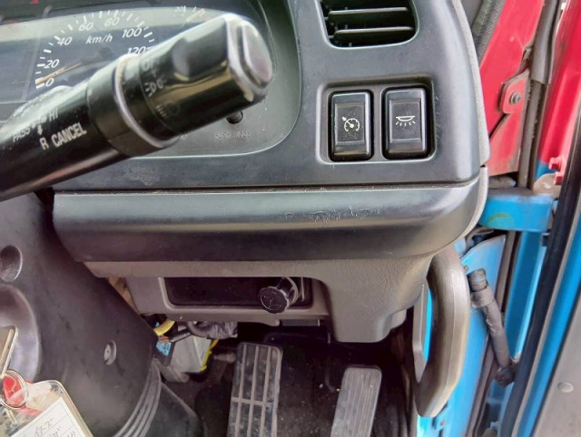 いすゞ ギガ 大型 トラクタ QKG-EXD52AD(99242) 18枚目