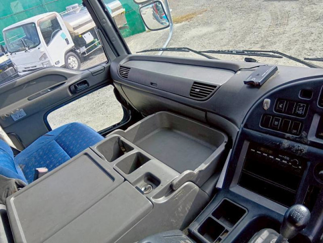 いすゞ ギガ 大型 トラクタ QKG-EXD52AD(99242) 22枚目