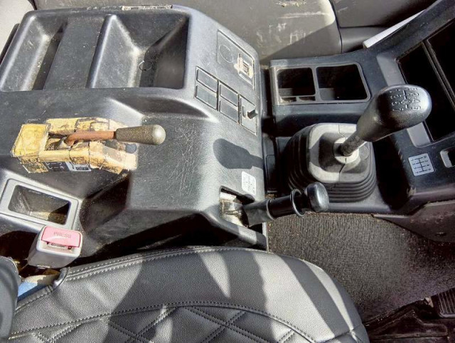 いすゞ ギガ 大型 トラクタ QKG-EXD52AD(99242) 24枚目