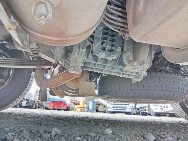 いすゞ ギガ 大型 トラクタ QKG-EXD52AD(99242) 42枚目