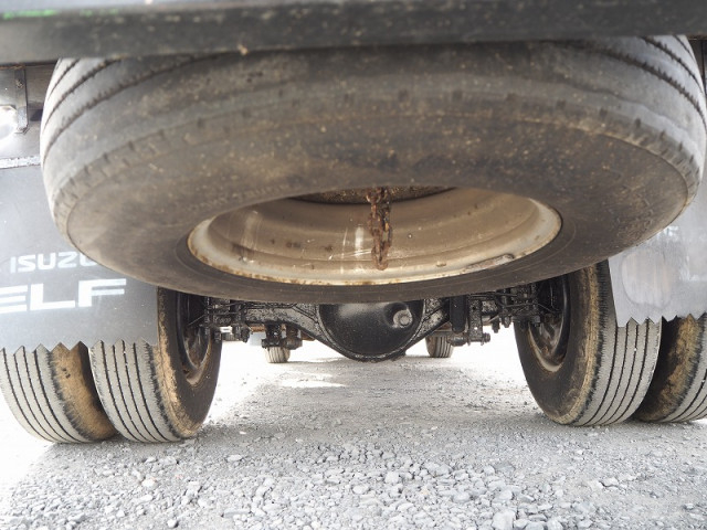 いすゞ エルフ 小型 平ボディ（クレーン付） TKG-NMR85AR(99246) 28枚目