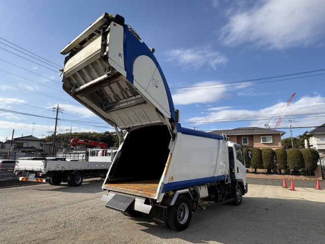 いすゞ フォワード 中型 塵芥車（プレス式） SKG-FRR90S2(99247) 14枚目
