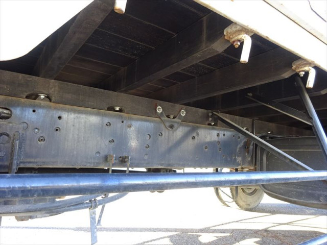 日野 レンジャー 小型 平ボディ（クレーン付） TKG-FC9JKAP(99253) 8枚目