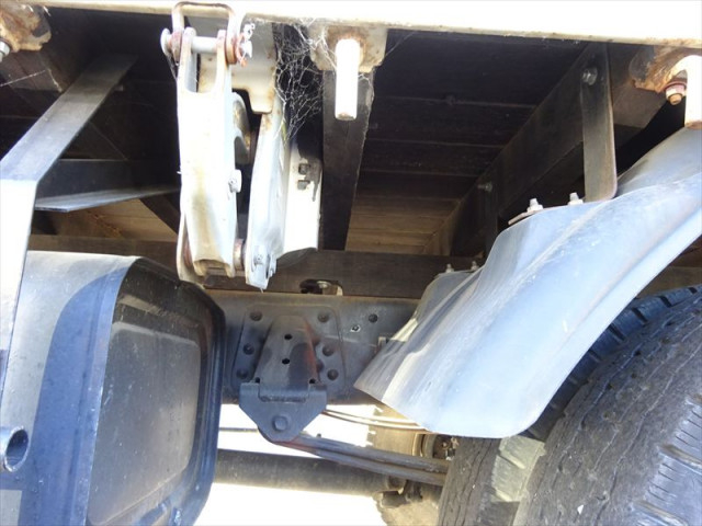 日野 レンジャー 小型 平ボディ（クレーン付） TKG-FC9JKAP(99253) 9枚目