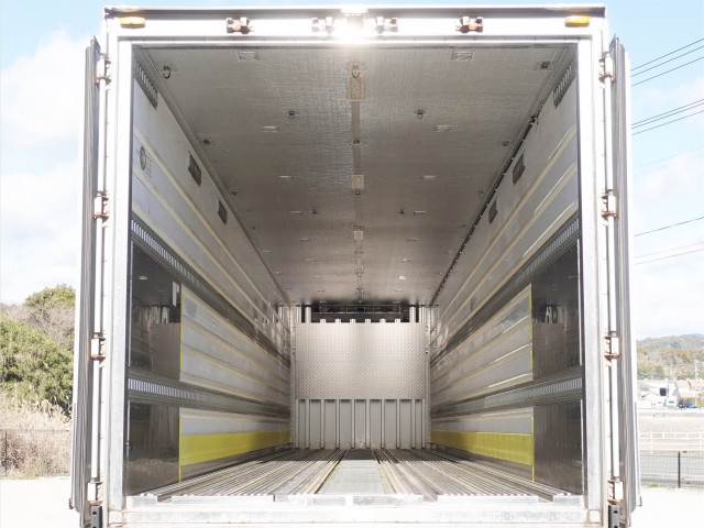 日野 プロフィア 大型 冷蔵冷凍バン QKG-FR1EXBJ(99254) 16枚目