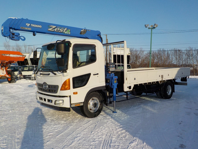 日野 レンジャー 中型 平ボディ（クレーン付） SKG-FC9JKAP(99257) 1枚目