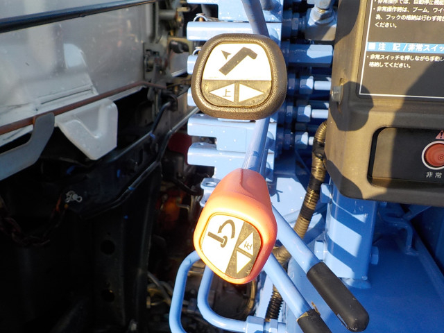 日野 レンジャー 中型 平ボディ（クレーン付） SKG-FC9JKAP(99257) 13枚目