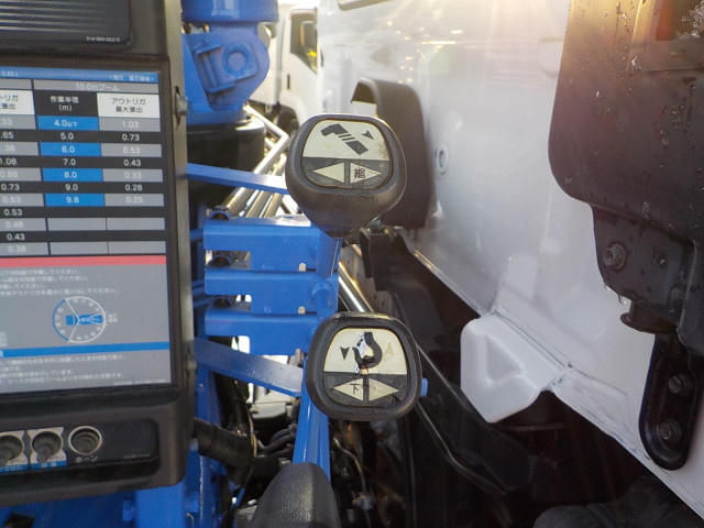 日野 レンジャー 中型 平ボディ（クレーン付） SKG-FC9JKAP(99257) 18枚目