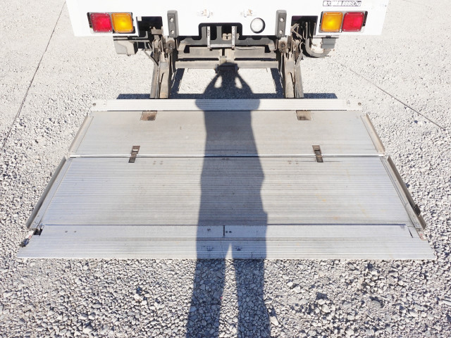 いすゞ フォワード 中型 ウィング PKG-FRR90S2(99270) 16枚目